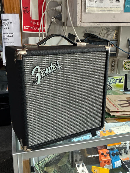 Fender - Rumble 15