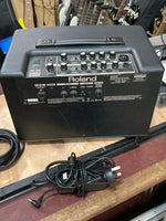 Roland - AC-40