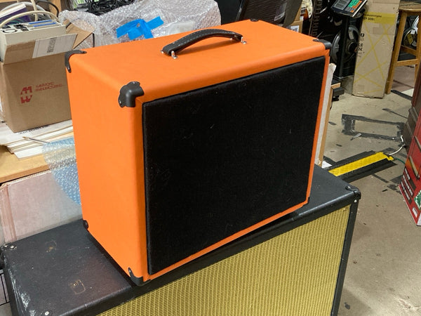 Warehouse Guitar Speakers - Veteran 30 Cabinet