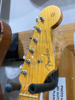 Fender - Stratocaster