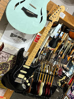 Fender - American Professional Stratocaster