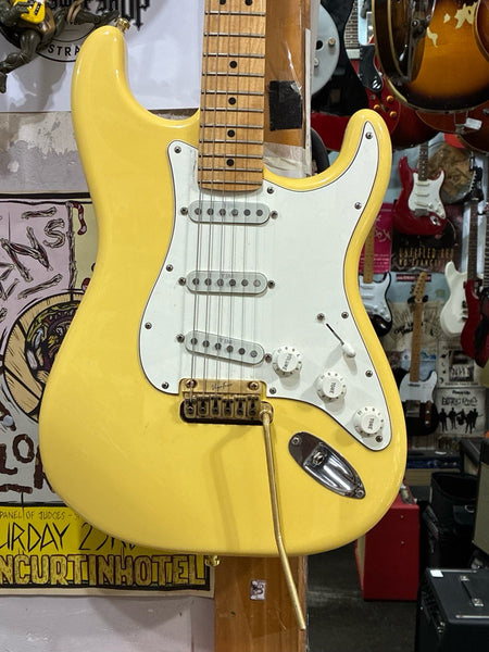 Fender - Stratocaster