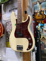 Fender - Precision Bass