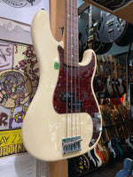 Fender - Precision Bass