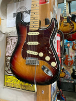 Fender - American Standard Stratocaster
