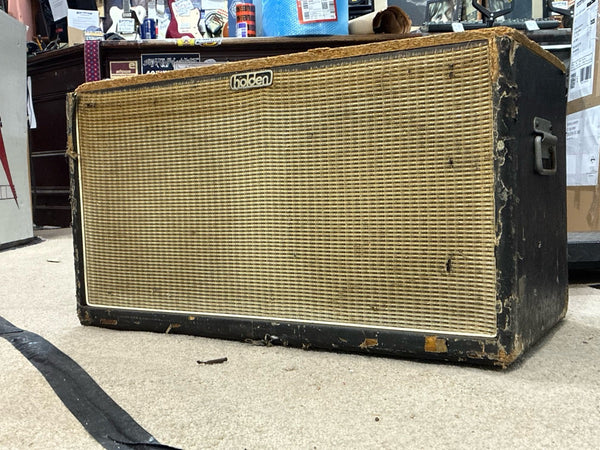 Holden - 2 x 12 Speaker Cabinet