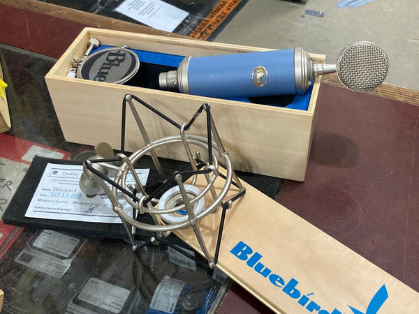 Blue Microphones - Bluebird