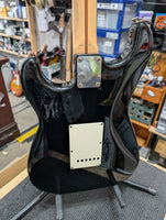 Fender - Standard Stratocaster
