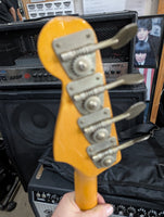 Fender - PB-70