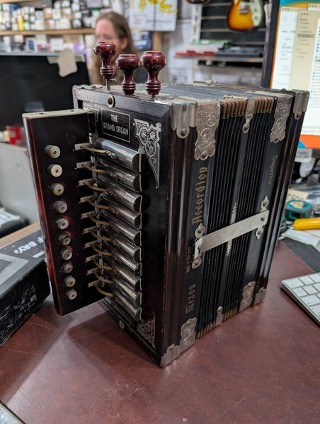 Mezon Accordion - The Grand Organ