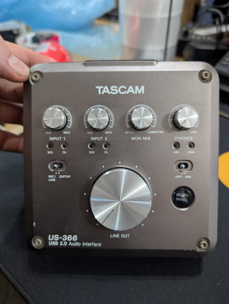Tascam - US-366