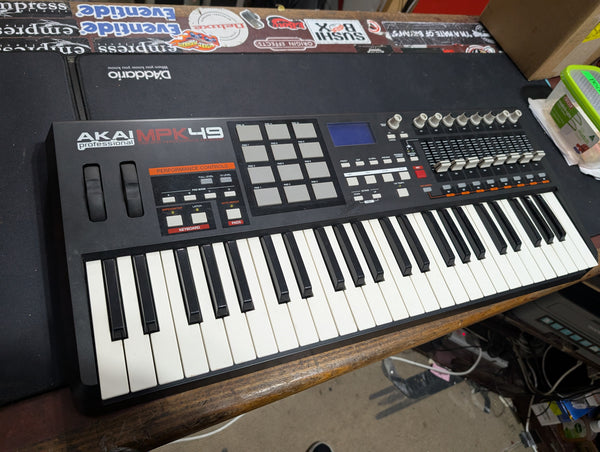 AKAI - MPK49