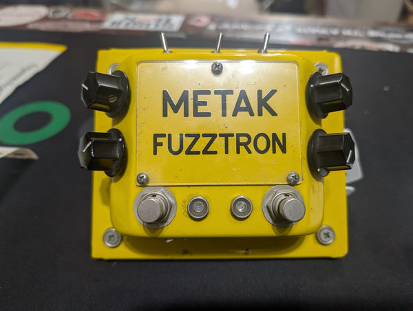 Metak - Fuzztron