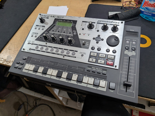 Roland - MC-307