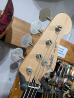 Fender - Jazz Bass
