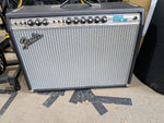 Fender - '68 Custom Vibrolux Reverb-Amp Reissue