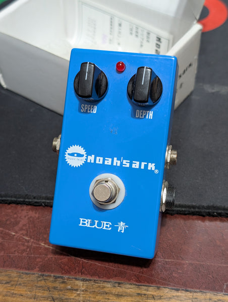 Noah SARK - Blue