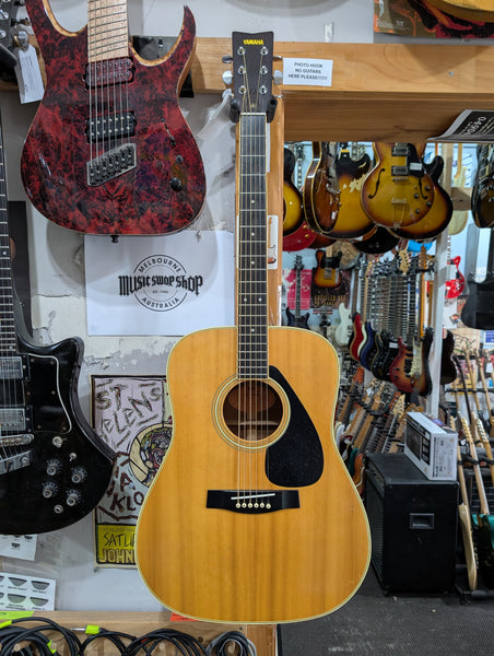 YAMAHA - FG201B
