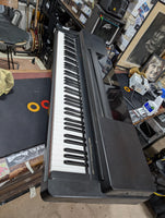 Yamaha - CLP-550 Clavinova