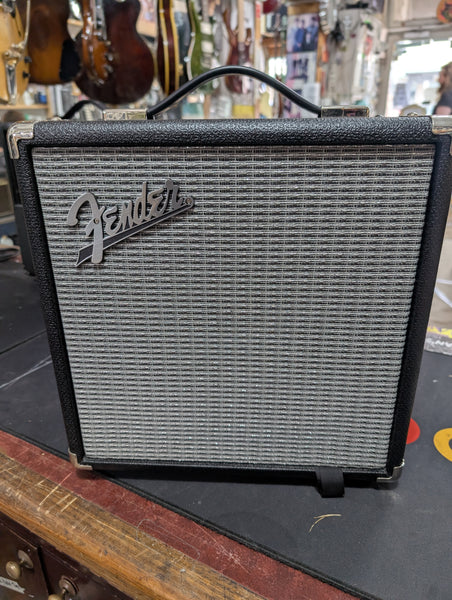Fender - Rumble 15