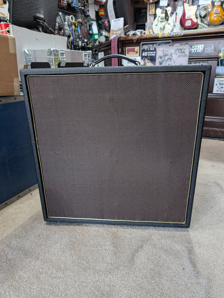 Unbranded - Empty 2 x 12 Cabinet