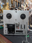 AKAI - 1720L