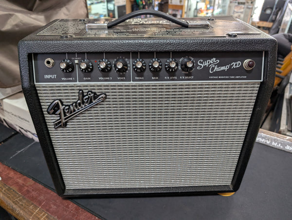 Fender - Super Champ XD (Modified)