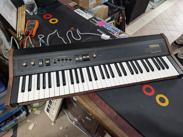 Yamaha - CP-10