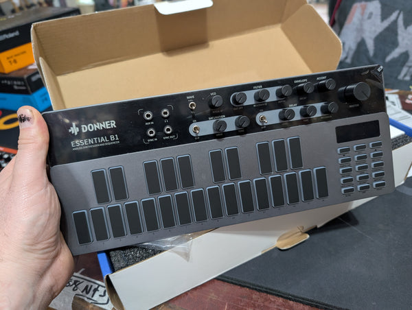 Donner - Essential B1