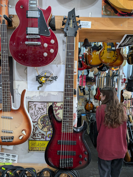 Harlem - 6 String bass