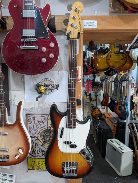 Fender - Mustang Bass