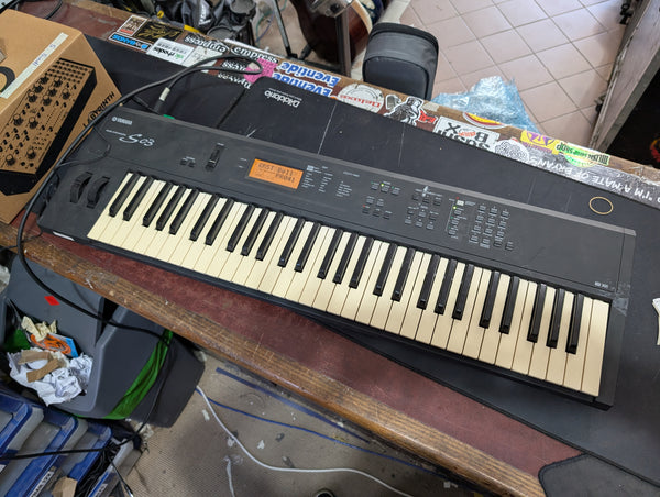 YAMAHA - S03 Music Synthesizer