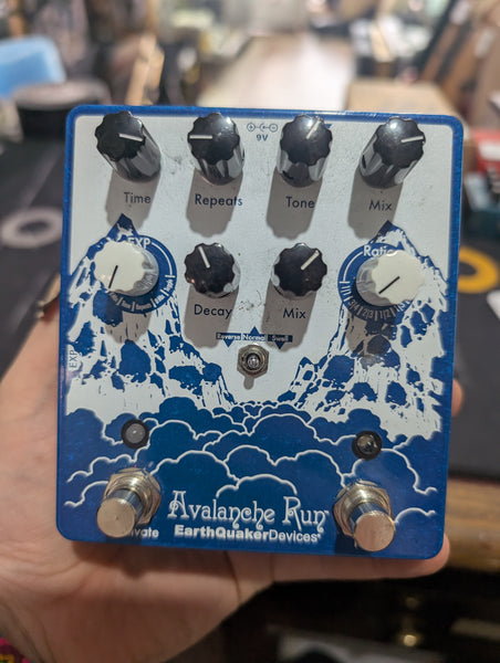 Earthquaker Devices - Avalanche Run