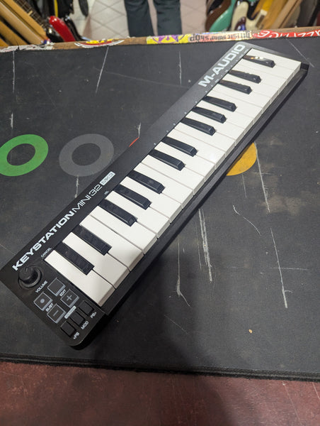M-AUDIO - Keystation Mini 32 – musicswopshop